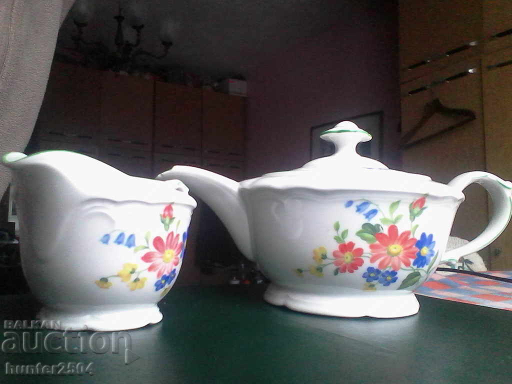 Oală pentru ceai și ulcior pentru lapte - Kahla