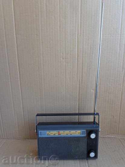 tranzistor polonez „Unitra“ de radio cu antena, radio cu preț € 34.92 | 68.30 BGN