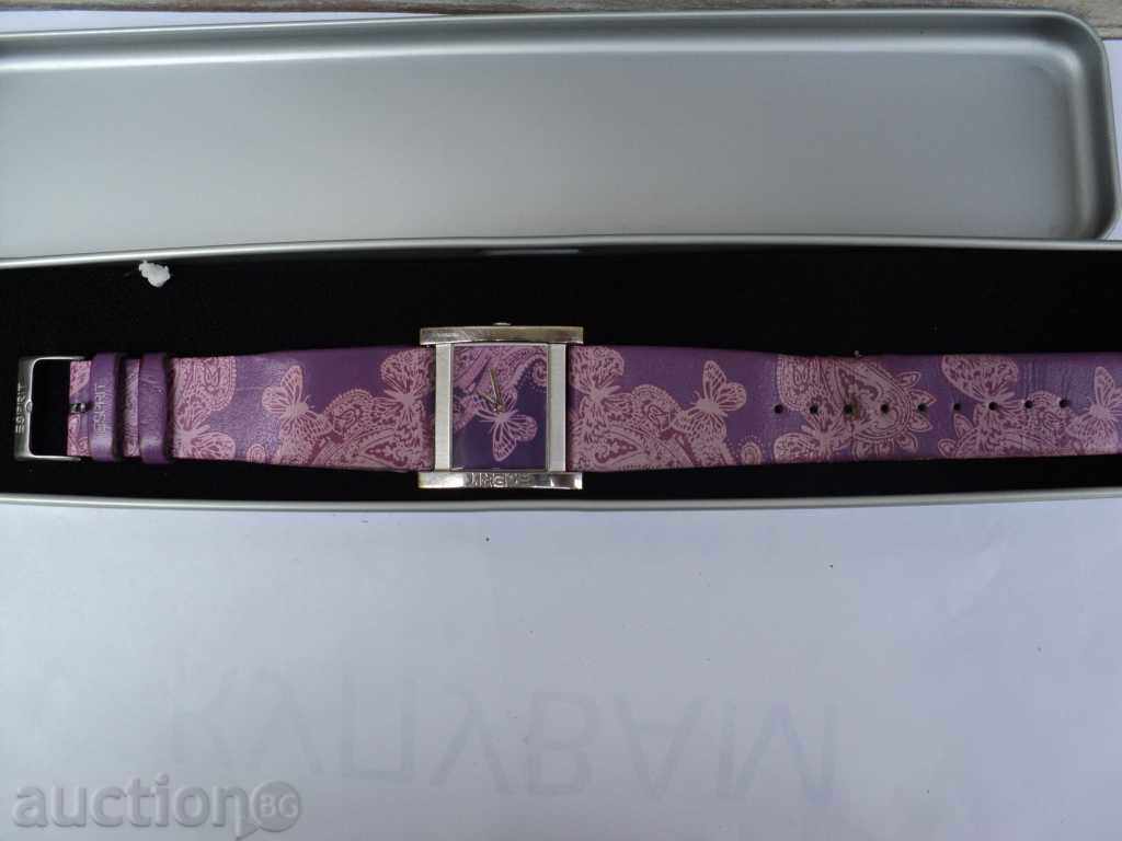 Delivery of Elegant lady's coatHospitals ESPRIT- quartz. Delivery of Elegant lady's coatHospitals ESPRIT- quartz.