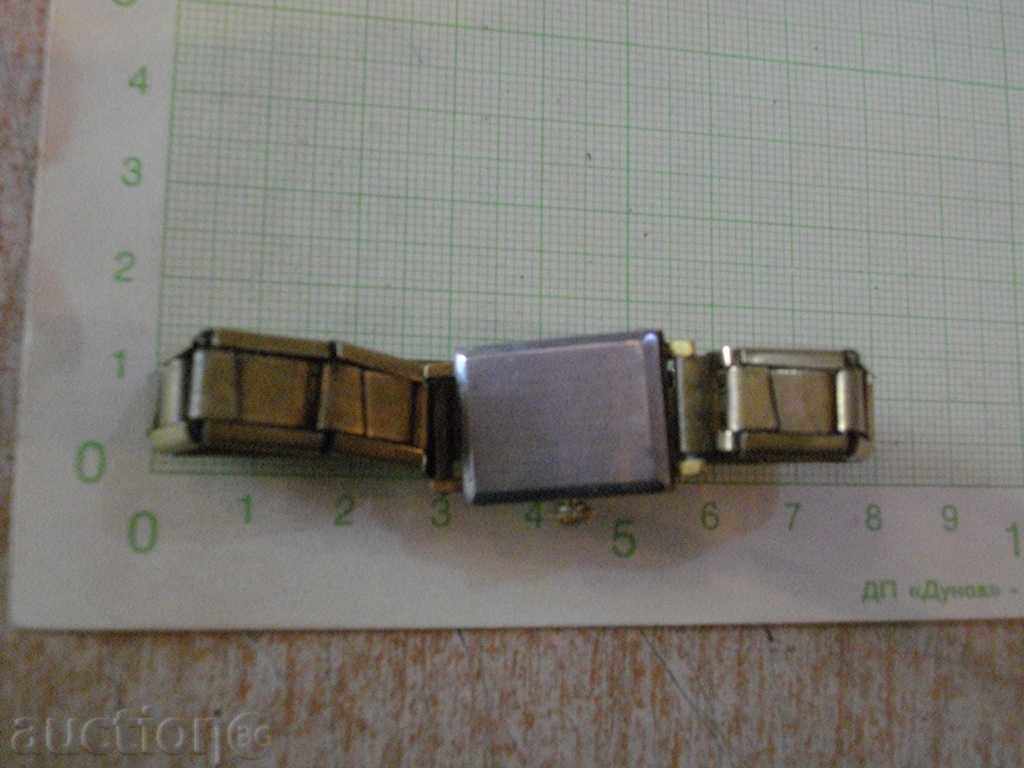 Παράδοση Ρολόι «Λουτς» με δυνατότητα παράτασης της αλυσίδας Σοβιετική εργασίας Παράδοση Ρολόι «Λουτς» με δυνατότητα παράτασης της αλυσίδας Σοβιετική εργασίας