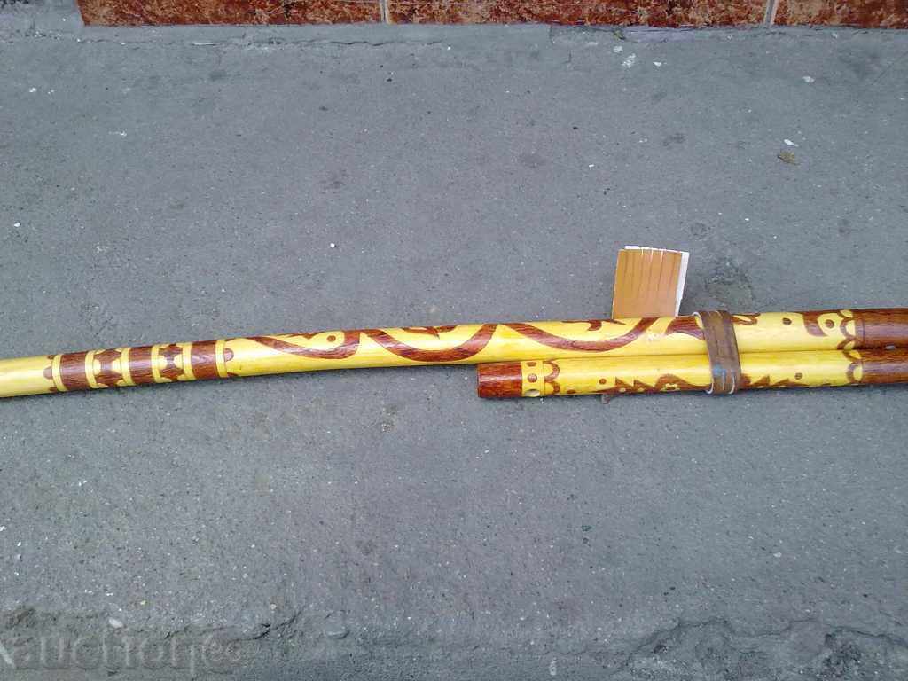 παλιό πνευστό όργανο με τιμή 55.00 BGN | € 28.12 παλιό πνευστό όργανο με τιμή 55.00 BGN | € 28.12