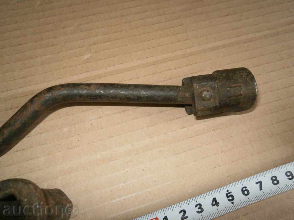 old engine keys - 5 old engine keys - 5