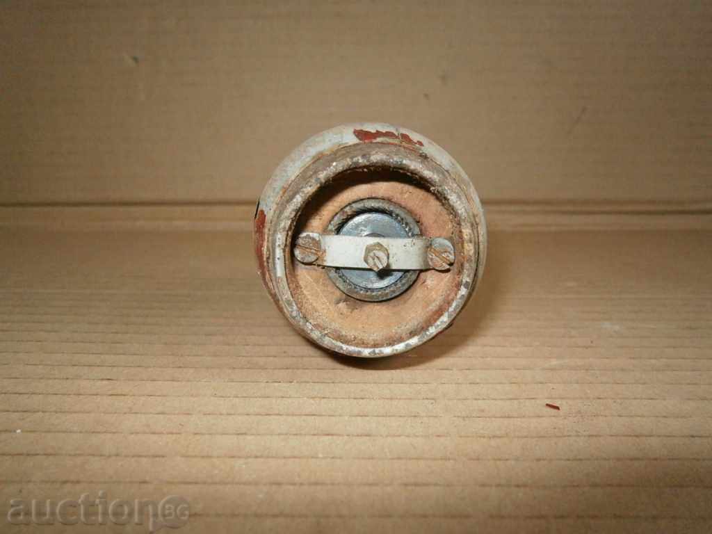 Delivery of a primitive ancient spice mill Delivery of a primitive ancient spice mill