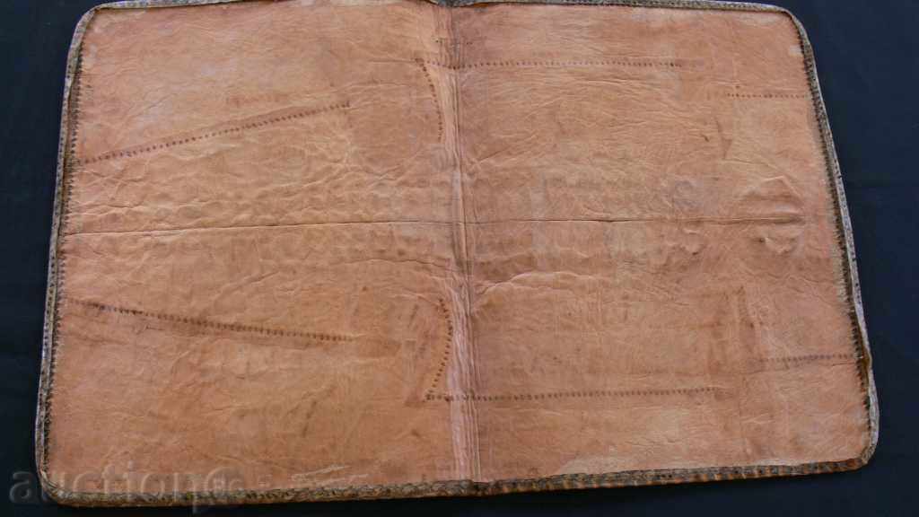 Delivery of CROCODILE SKIN Delivery of CROCODILE SKIN