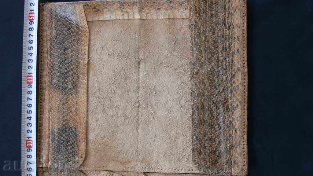 Auction SNAKE SKIN Auction SNAKE SKIN