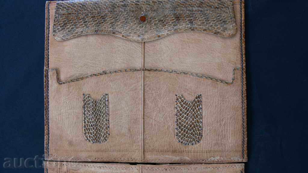 SNAKE SKIN - 6 SNAKE SKIN - 6