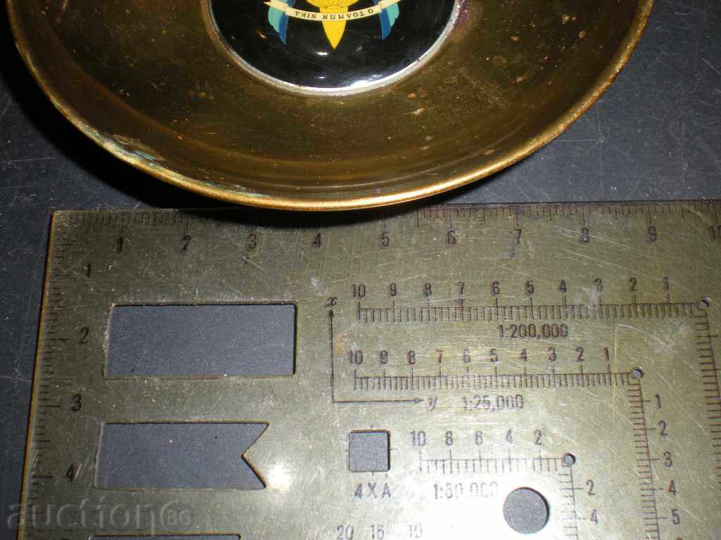 Delivery of Awarded plaque. Delivery of Awarded plaque.