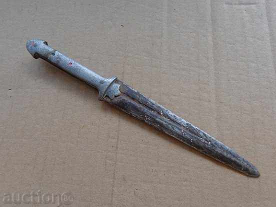Old bachelor dagger, knife, blade with price 65.00 BGN | € 33.23 Old bachelor dagger, knife, blade with price 65.00 BGN | € 33.23