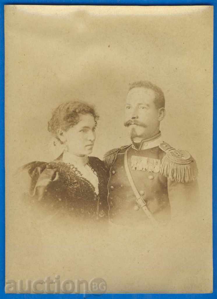 3209 Княжество България Фотография офицер ордени и съпруга