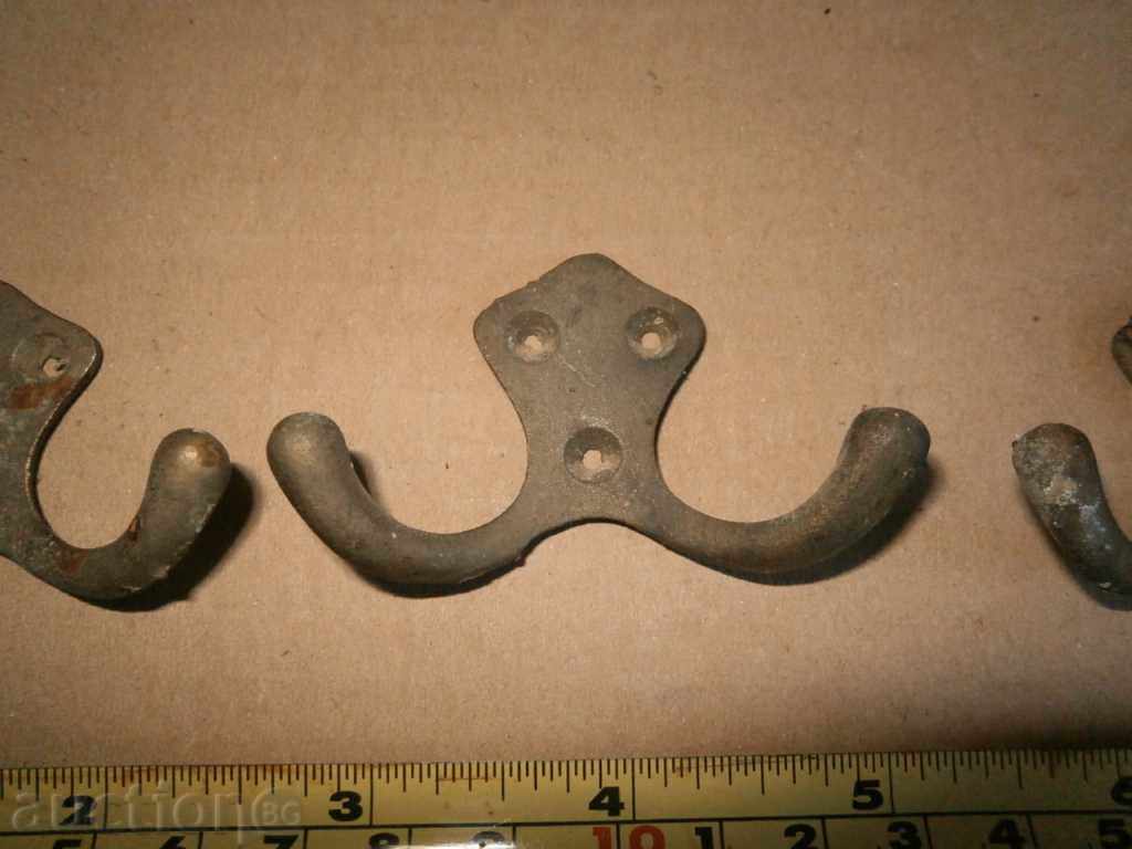 Auction lots of bronze hangers Auction lots of bronze hangers