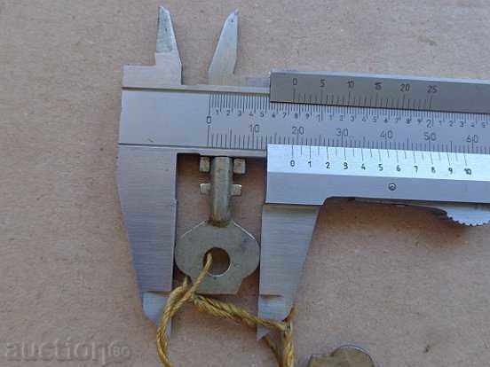 Delivery of Pocket keys, key for children's box Delivery of Pocket keys, key for children's box