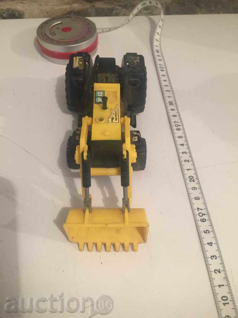 old toy with price 9.99 BGN | € 5.11 old toy with price 9.99 BGN | € 5.11