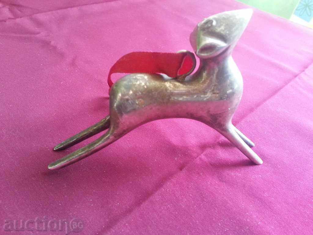 Delivery of Old Gray Plastic, Statuette Puppy