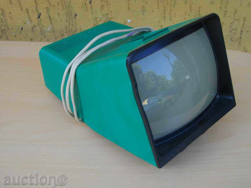 Filmscope "DFS" Soviet worker with price 50.00 BGN | € 25.56 Filmscope "DFS" Soviet worker with price 50.00 BGN | € 25.56