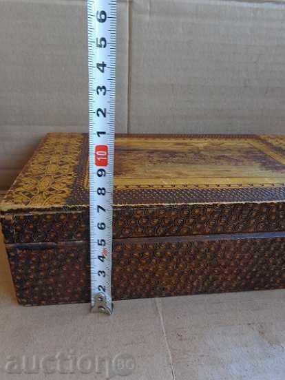 Delivery of An old pyrographic box with a view of Veliko Tarnovo Delivery of An old pyrographic box with a view of Veliko Tarnovo