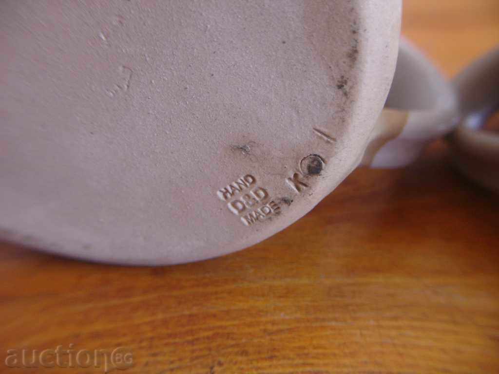 Delivery of Ceramic cups. Delivery of Ceramic cups.