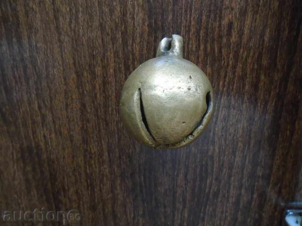 HEAVY, OLIVE, MASSIVE, INCORRECT ZONE with price 9.00 BGN | € 4.60 HEAVY, OLIVE, MASSIVE, INCORRECT ZONE with price 9.00 BGN | € 4.60