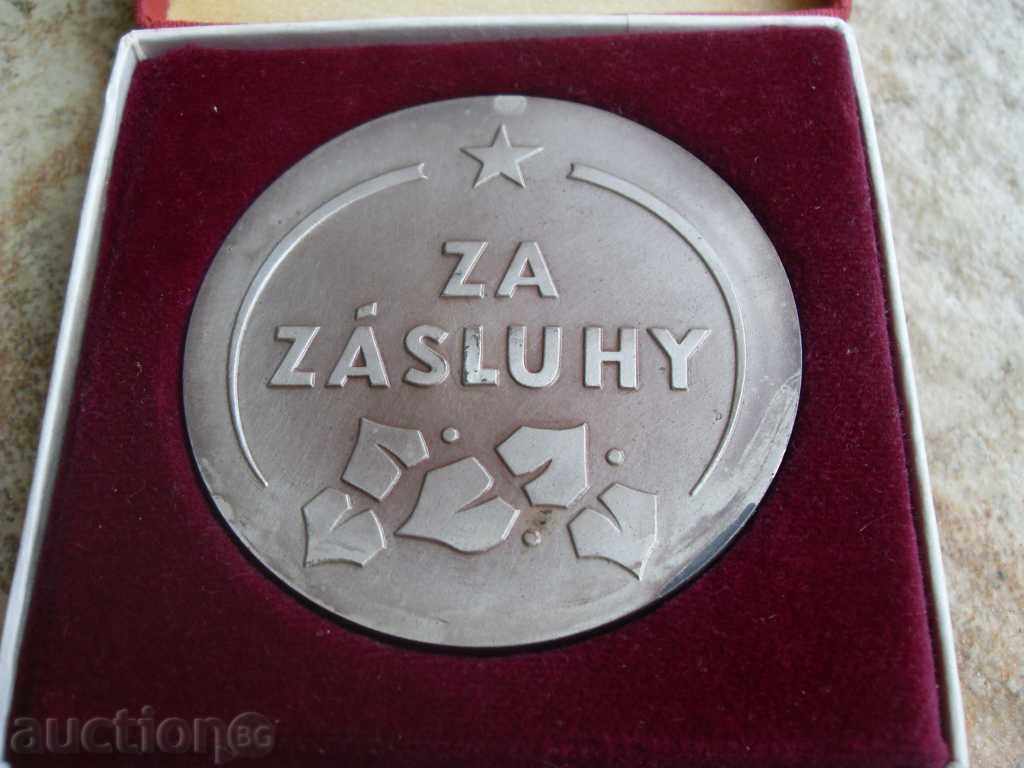 ORDEN MEDAL PLAKET with price 9.99 BGN | € 5.11