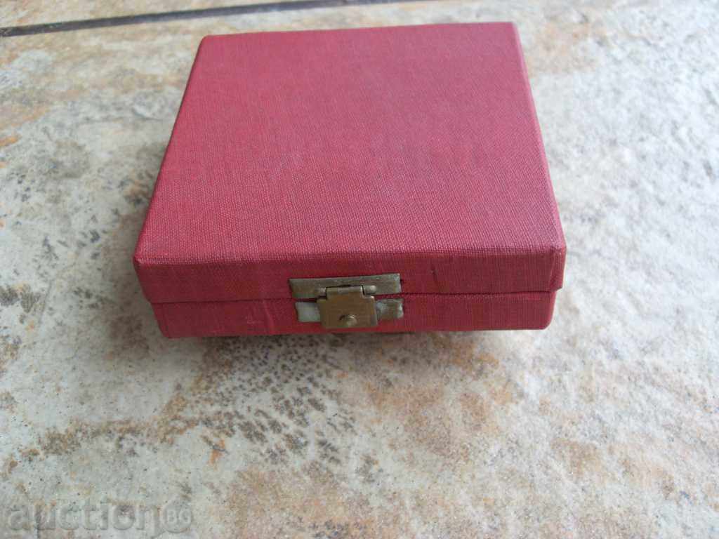 Delivery of ORDEN MEDAL PLAKET