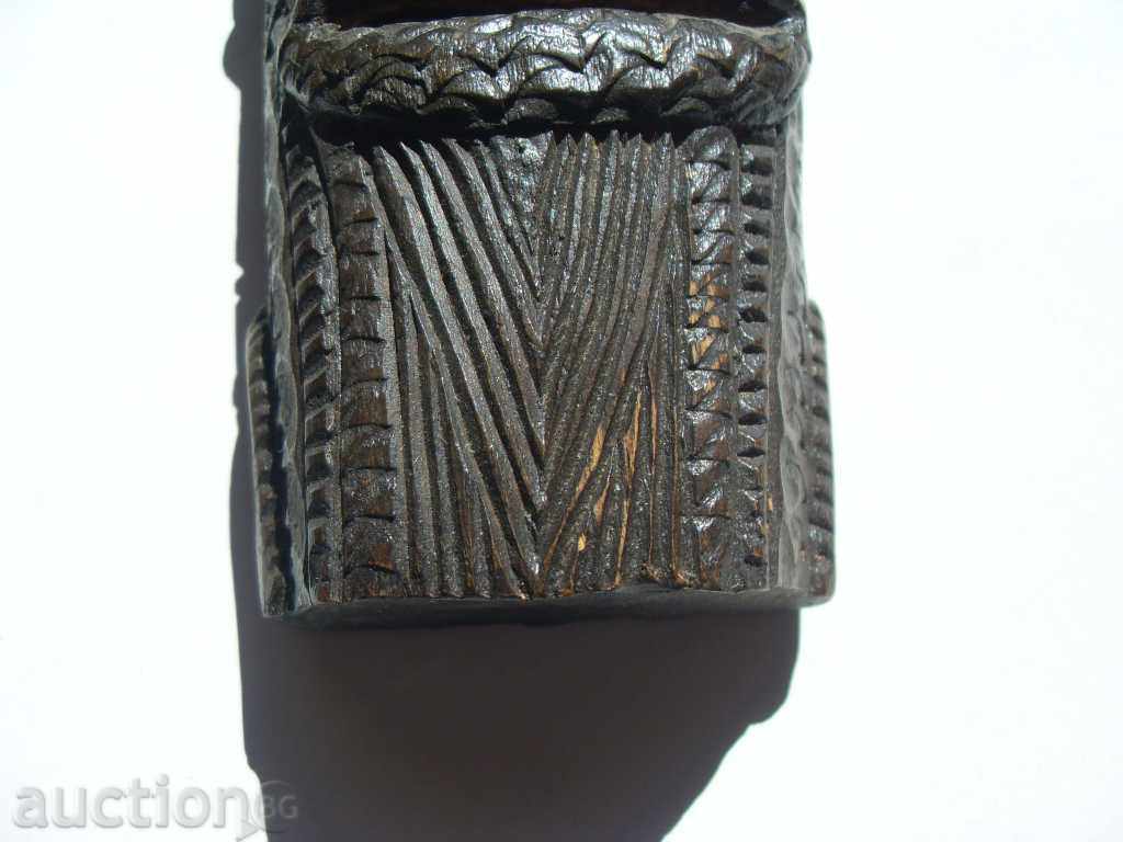 Доставка на СТАРА  АФРИКАНСКА  ДЪРВЕНА  МАСКА  ОТЛИЧНА