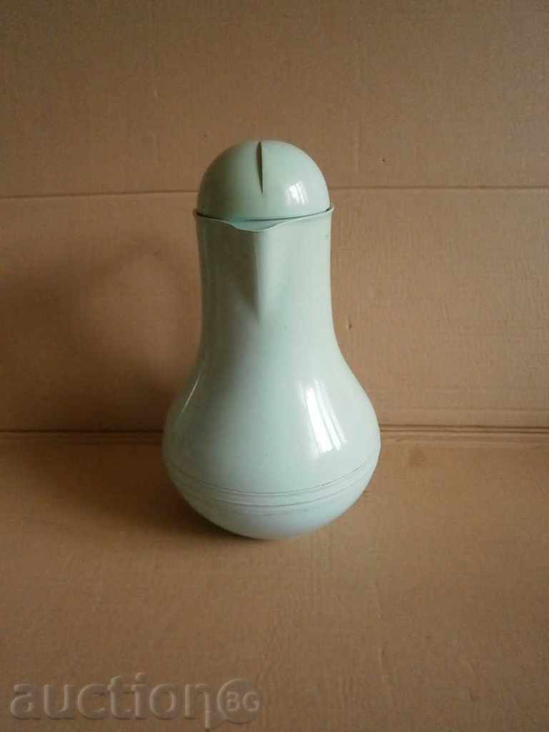 Delivery of old retro thermos kettle thermos Delivery of old retro thermos kettle thermos