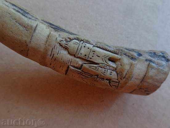 Δημοπρασία Παλιά μαχαίρι με θήκη και λαβή από γλυπτά κέρατο λάμα