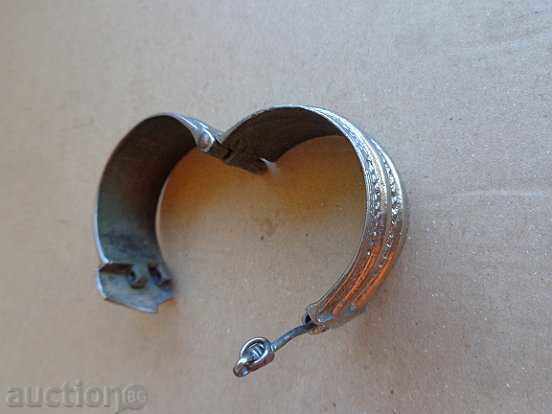 Auction Renaissance silver bracelet, jewel, jewel, necklace, ring Auction Renaissance silver bracelet, jewel, jewel, necklace, ring