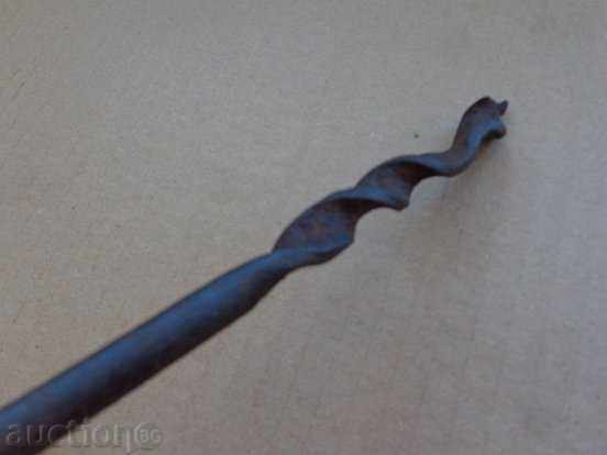Auction Old carpentry, drill, tool, wrought iron Auction Old carpentry, drill, tool, wrought iron
