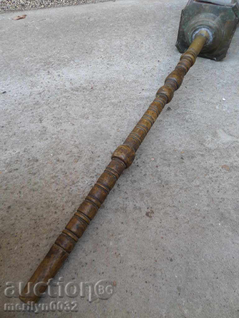 Παλιό μπρούτζινο φωτιστικό φαναριού με σταυρό Αγίου Γεωργίου με τιμή 395.00 BGN | € 201.96 Παλιό μπρούτζινο φωτιστικό φαναριού με σταυρό Αγίου Γεωργίου με τιμή 395.00 BGN | € 201.96