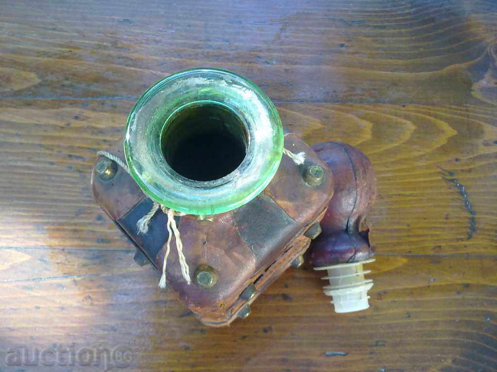 Auction UNIQUE BOTTLE OF WHISKEY Auction UNIQUE BOTTLE OF WHISKEY