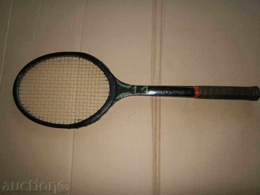 rachete rachetă de tenis retro cu preț 31.00 BGN | € 15.85