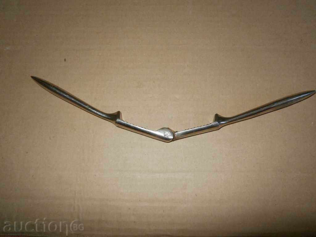 Auction pliers for breaking hazelnut nuts nuts Auction pliers for breaking hazelnut nuts nuts