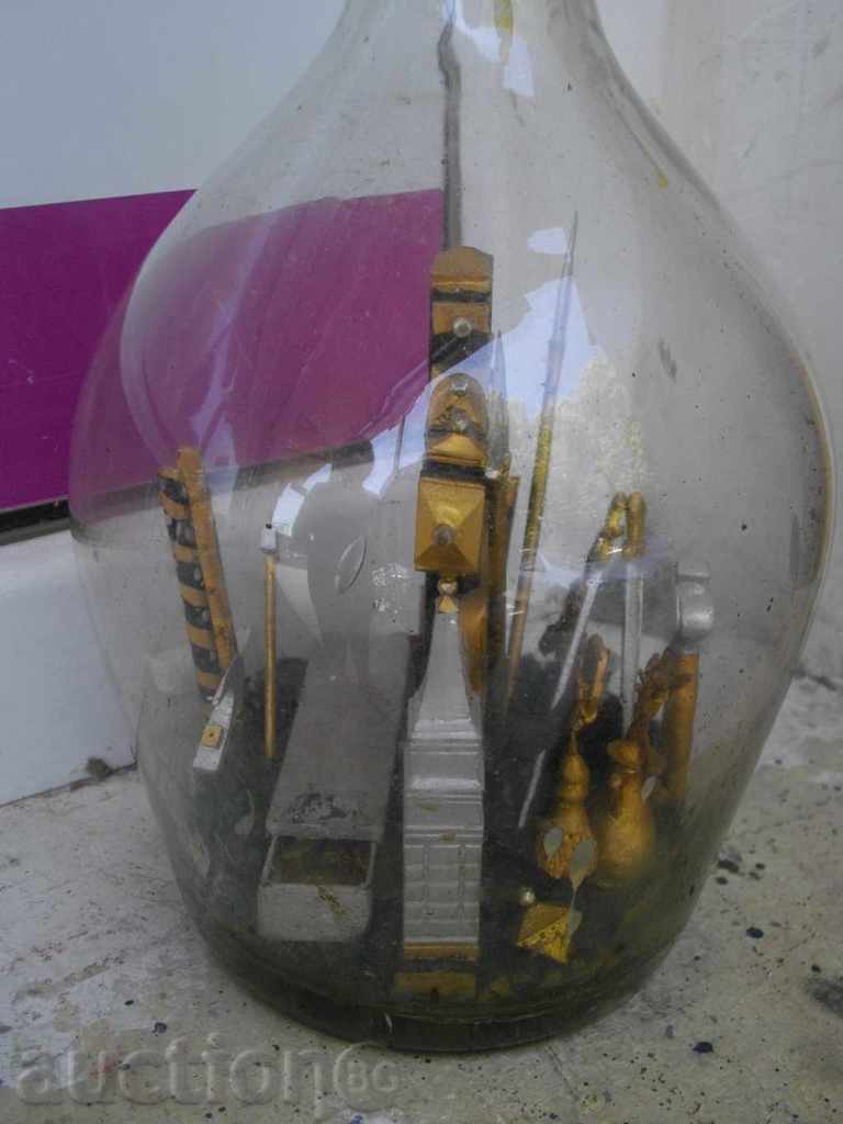 An old shisha with a biblical scene inside - 5 An old shisha with a biblical scene inside - 5