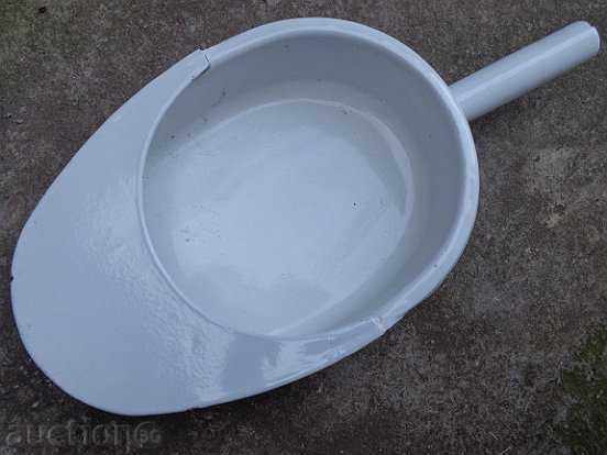 Old enameled podkoga from sotza, zukalu, kukal, enamel with price 43.00 BGN | € 21.99 Old enameled podkoga from sotza, zukalu, kukal, enamel with price 43.00 BGN | € 21.99