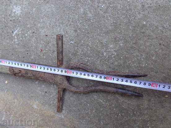 Δημοπρασία Πλαστά παλιά dvuzabets βίλα, σφυρήλατο σίδερο, πρωτόγονη Δημοπρασία Πλαστά παλιά dvuzabets βίλα, σφυρήλατο σίδερο, πρωτόγονη