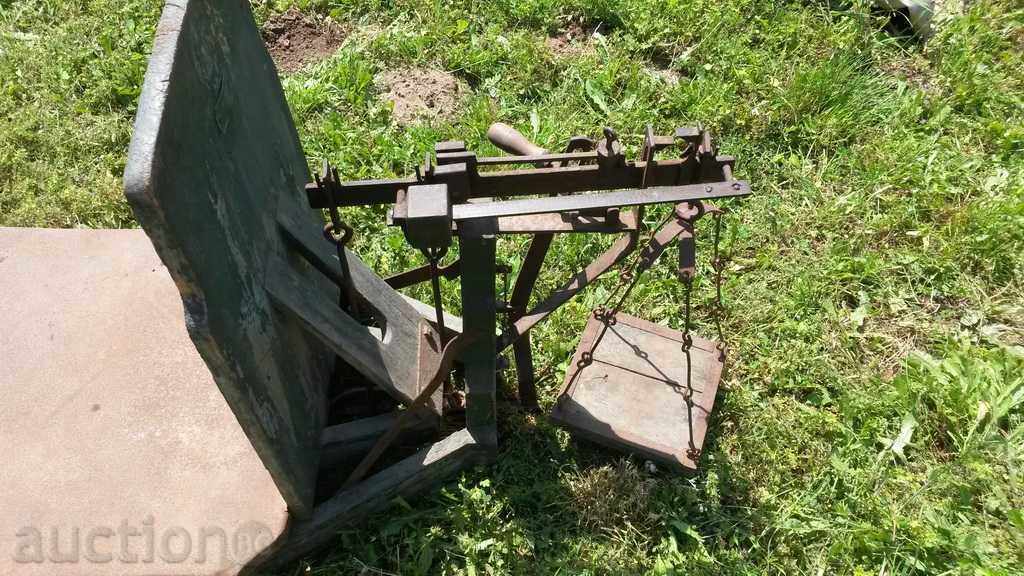 Antique large scale with price 350.00 BGN | € 178.95