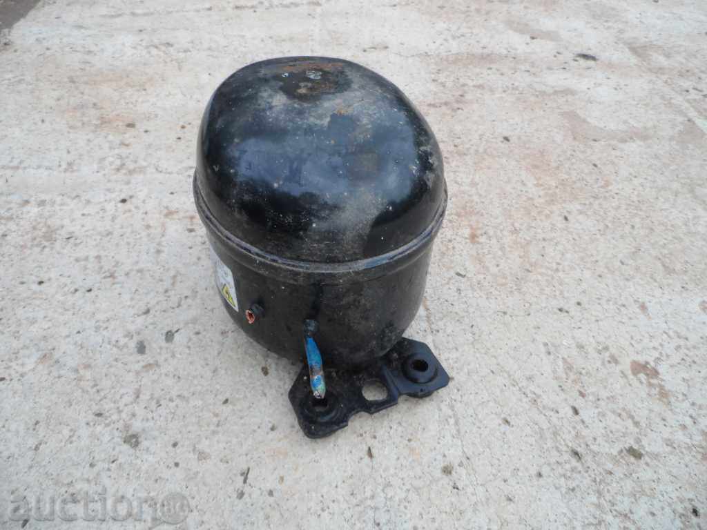 Refrigerator compressor - 7 Refrigerator compressor - 7