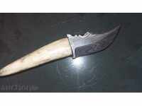 Ловен нож дамаска стомана ръчна изработка