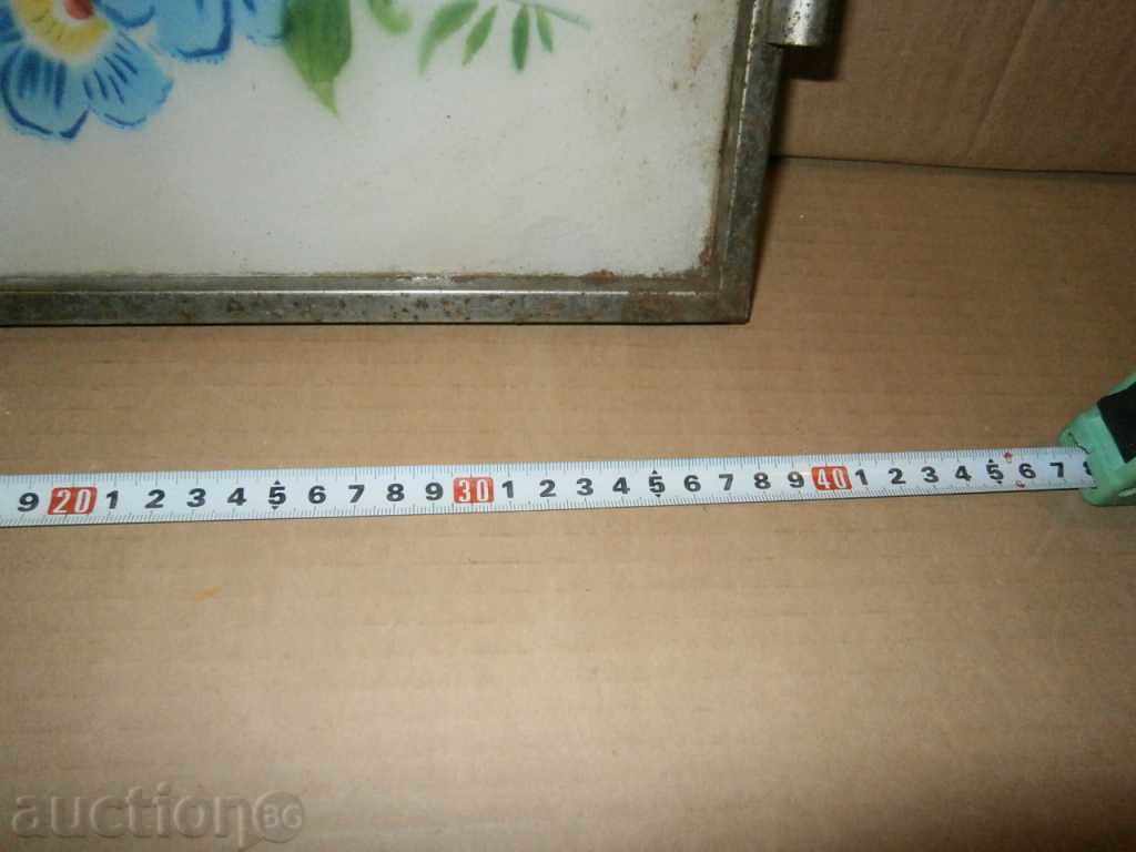 Delivery of old retro tray