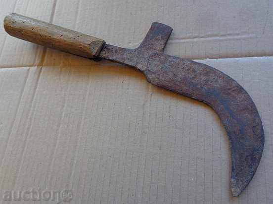 Old instrument picker with engraved wrought iron blade - 6 Old instrument picker with engraved wrought iron blade - 6