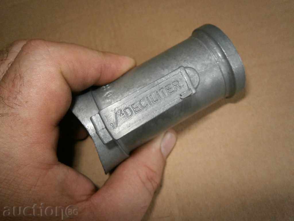 Auction antique tin cup measure for alcohol decile Auction antique tin cup measure for alcohol decile