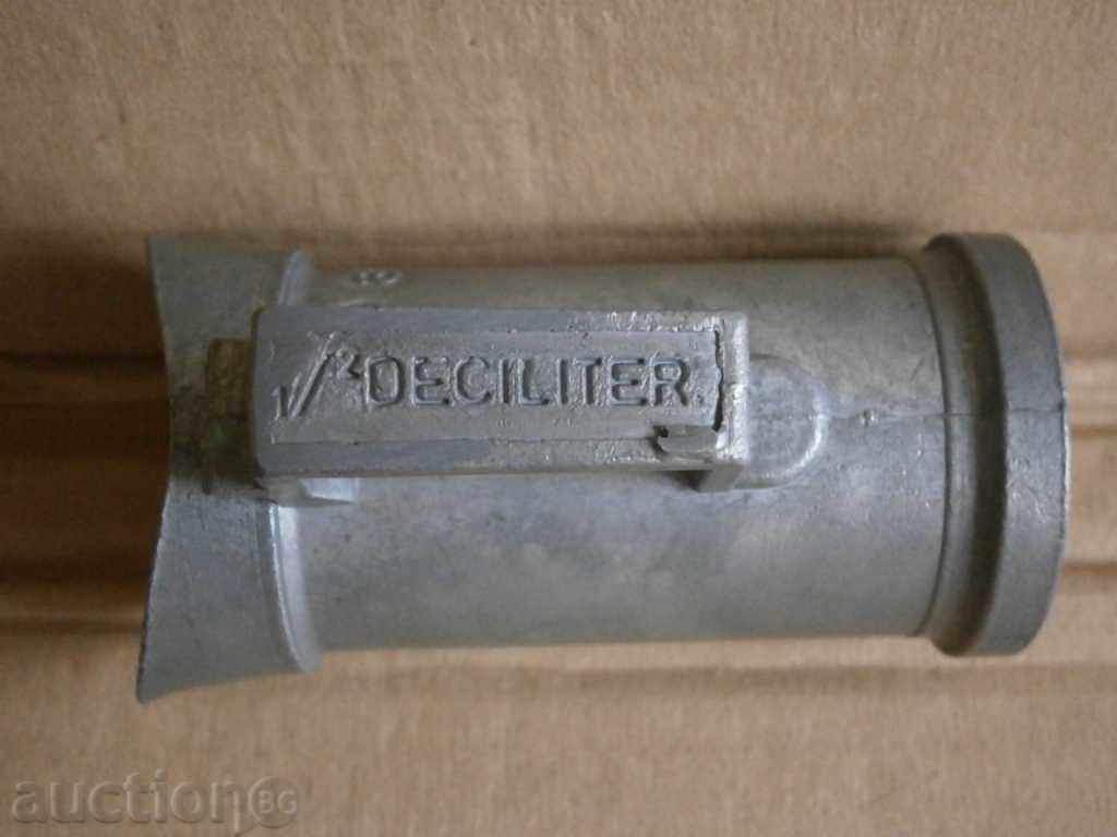 antique tin cup measure for alcohol decile - 5 antique tin cup measure for alcohol decile - 5