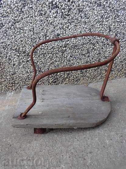 Old seat by cradle carousel toy with price 47.00 BGN | € 24.03 Old seat by cradle carousel toy with price 47.00 BGN | € 24.03