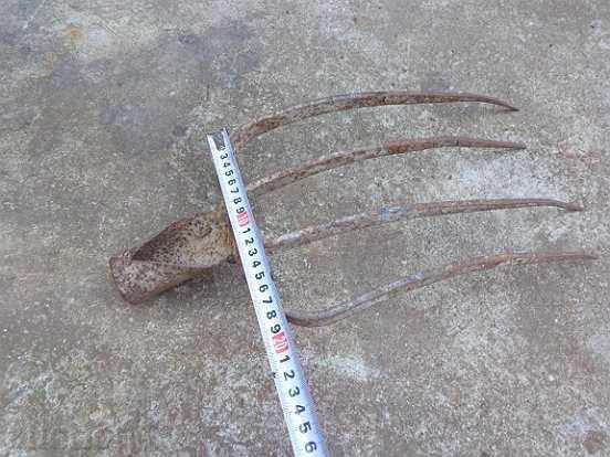 Auction Old villa, wrought iron Auction Old villa, wrought iron