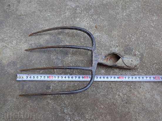 Auction Old villa, wrought iron Auction Old villa, wrought iron