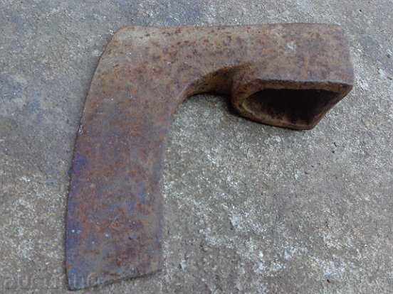 An old ax, a torso, a satin, a wrought iron with price 39.00 BGN | € 19.94 An old ax, a torso, a satin, a wrought iron with price 39.00 BGN | € 19.94