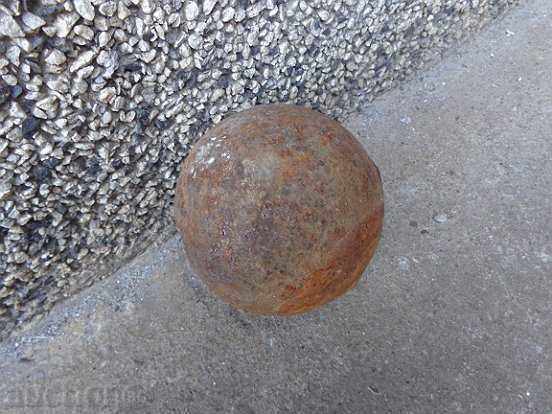 Delivery of An old cannon from the top, cannon, gun, bomber Delivery of An old cannon from the top, cannon, gun, bomber