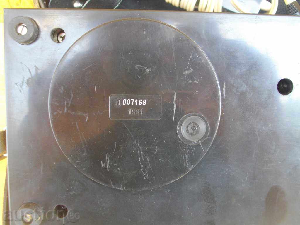 Δημοπρασία μετρητή Lux για τη μέτρηση της φωτεινότητας «Lyuksmetr U-116» Δημοπρασία μετρητή Lux για τη μέτρηση της φωτεινότητας «Lyuksmetr U-116»