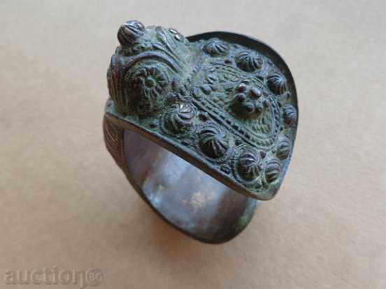 Auction Wedding bracelet made of silver, sachan, crown jewelery, jewel, cross Auction Wedding bracelet made of silver, sachan, crown jewelery, jewel, cross