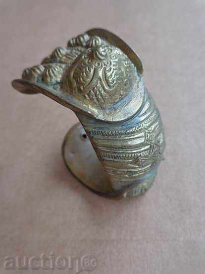 Auction  Renaissance bronze slingshot bracelet, gilding, jewelry, cross